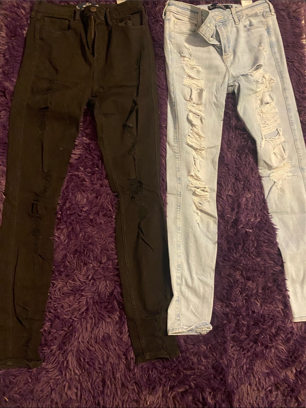 Hollister Women's Skinny Jeans - Black & Light Blue Ripped Pair
